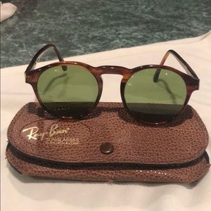 Ladies Ray-Ban Sunglasses
